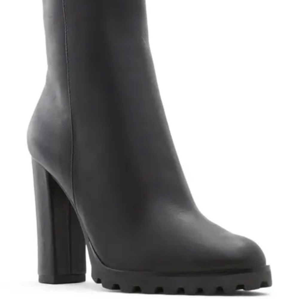 Aldo ankle boots black size 7 leather
